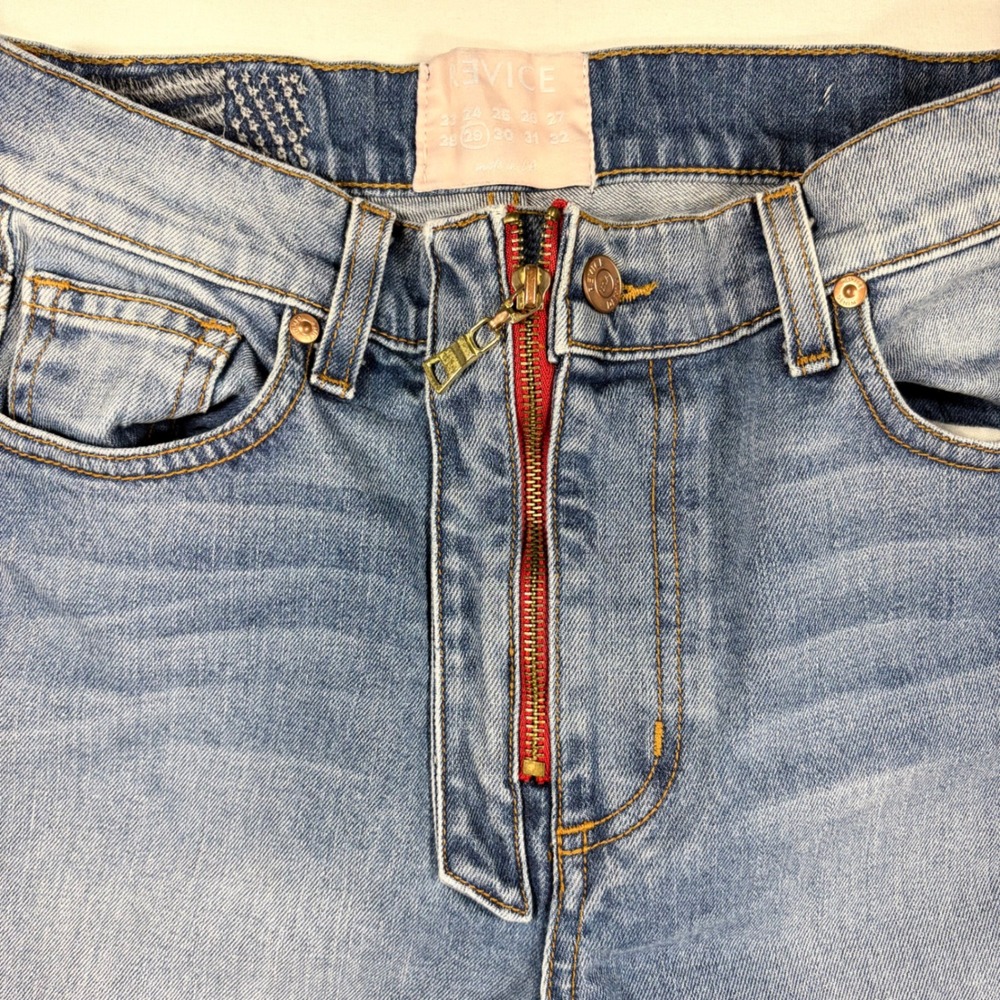 Revice Denim Venus Heart Patch Straight Leg Women's Jeans Size 29 Los Angeles